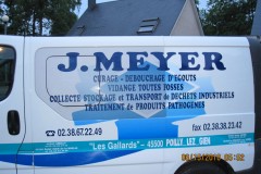 Le véhicule de l'Entreprise Meyer