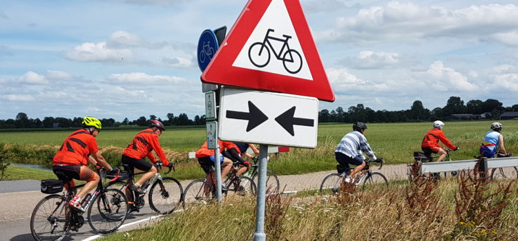 Sur les pistes cyclable de Meppel