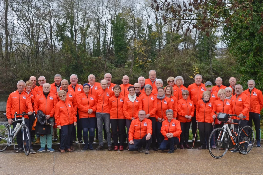 Cyclistes du club Etape Solognote